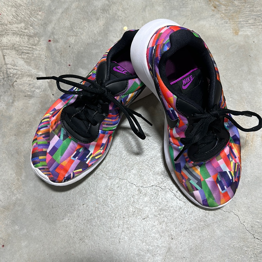 Nike Brand Multi Color Sneakers  Size 5y  A82